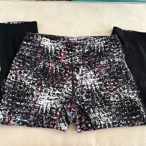 ASICS black ankle/capri length yoga pants (S)